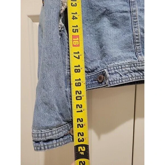 Boom Boom Jeans Women’s XL Denim Jacket Distressed Patches Boho Y2K Light Wash - Picture 6 of 8